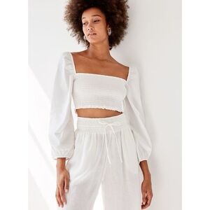 Aritzia Wilfred Inaya Smocked Blouse